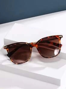 Shein - Tortoiseshell Frame Fashion Glasses Boho Sunglasses