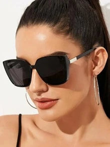 Shein - 1pair Women Square Frame Fashionable Sunglasses