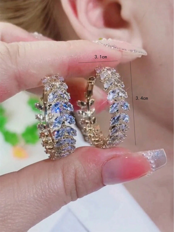 Shein - 2pcs Stylish Metallic Rhinestone Arrow & Leaf Design Hoop Earrings