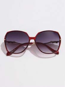 Shein - 1pc Women's Fashion Personality Diamond-Encrusted Square Sunglasses, Red Big Frame