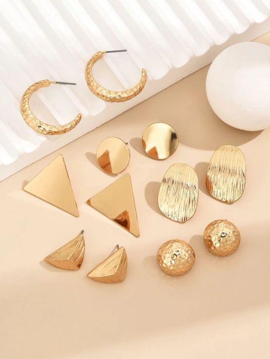 Shein - 6pairs Triangle & Round Decor Earrings