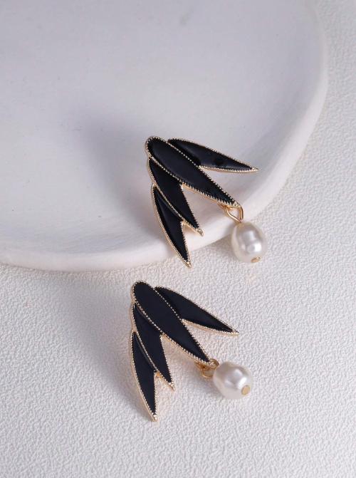 Shein - 1 Pair Chinese Style Bamboo & Pearl Earrings, High-End Niche Design Black