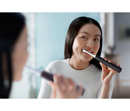 Philips Sonic technology combined with our brush action gently removes 3x more plaque than a manual toothbrush.