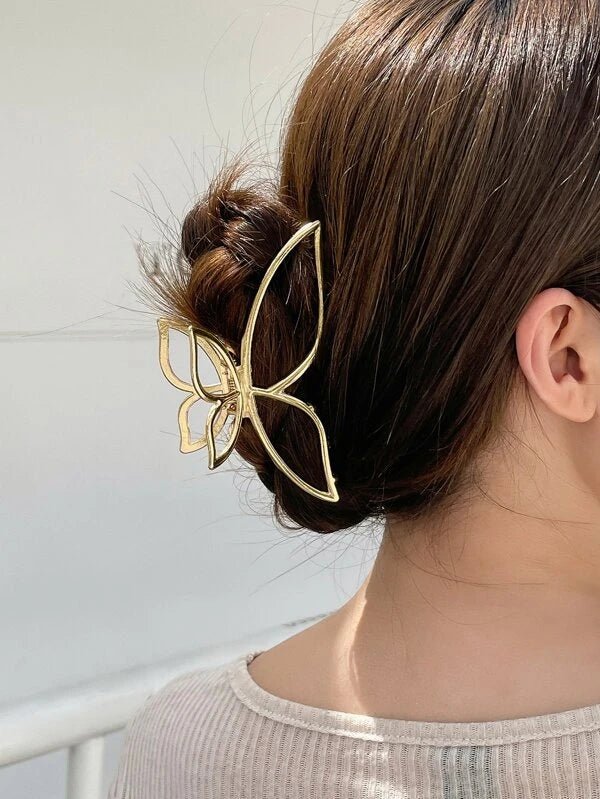 Shein - DAZY Butterfly Hair Handle