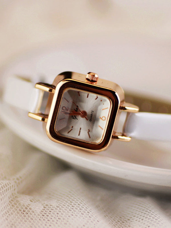 Shein - Square Pointer Quartz Watch