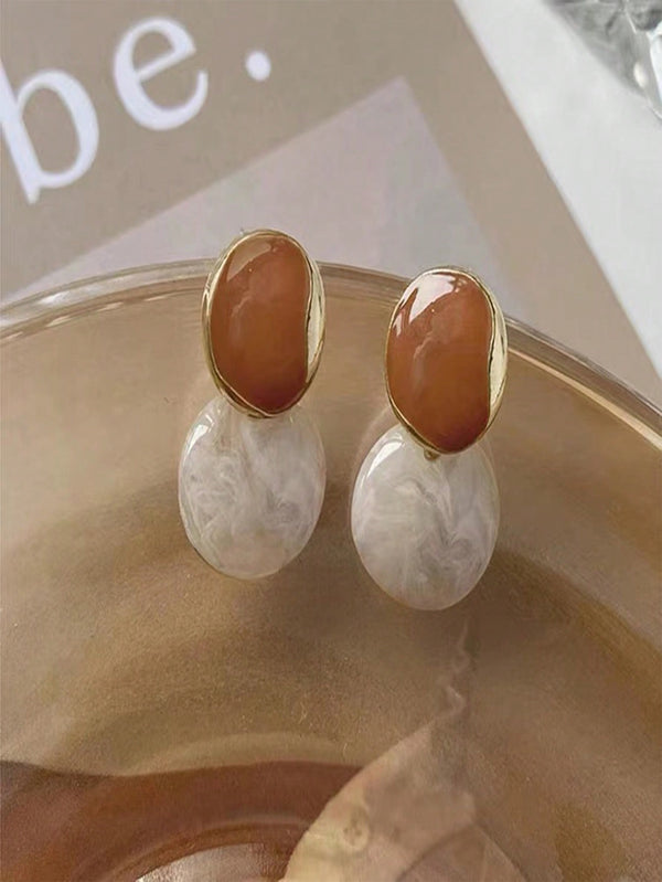 Shein - 1pc Brown Vintage Irregular Shape Earring, Unique Women's High-end Accessory