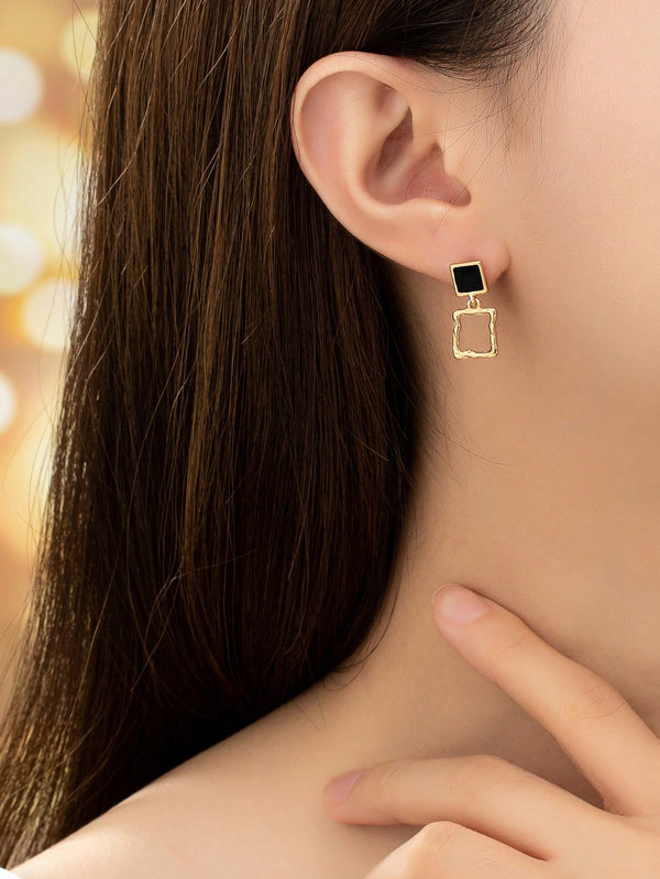 Shein - 1pair Irregular Square Black Resin Dangle Earrings, European And American Fashionable Style