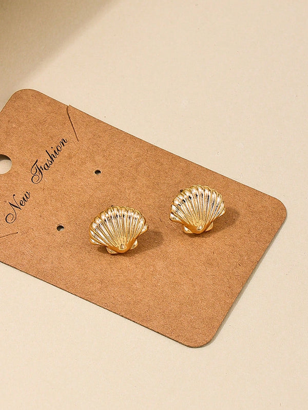 Shein - 1pair Delicate & Fashionable Metal Design With Seashell Base Ladies' Stud Earrings. Suitable For Daily Wear, Office, Street Style, Valentine's Day, New Year's Party Etc.