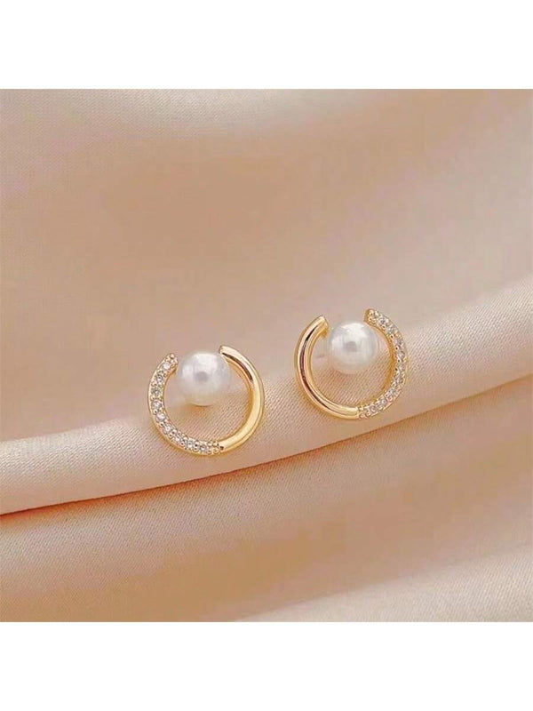 Shein - 1pair Simple Round-Shaped Hollow Out Earrings With Faux Pearl And Rhinestone Decor