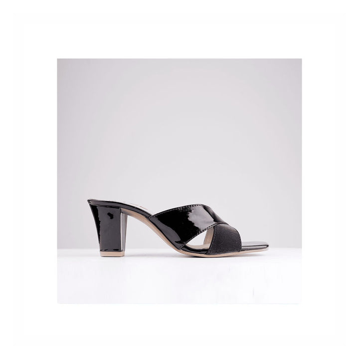 Vybe- Peaches Black Shoes with heels,