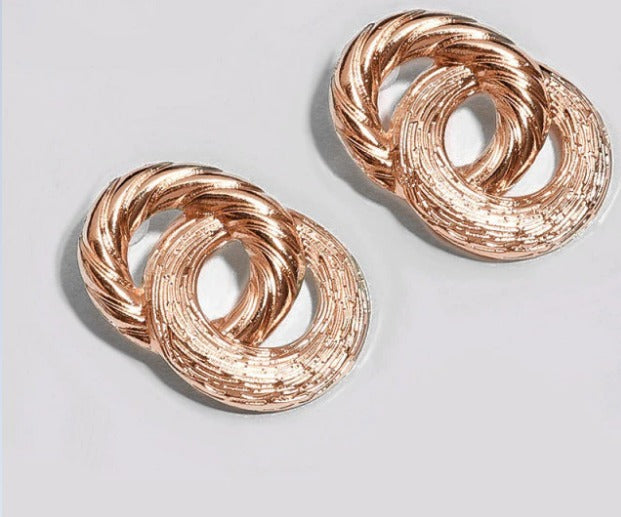The Marshall - Vintage Geometry Crossed Metal Loops Earrings for Women - TM-E-20