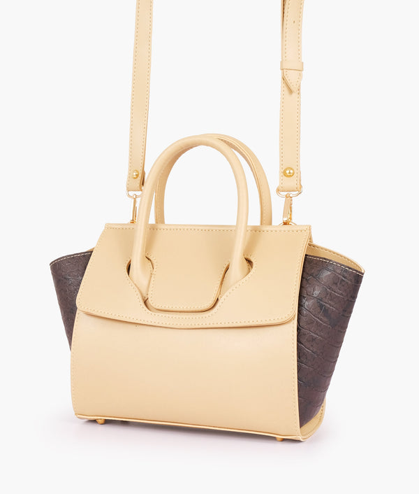 RTW - Off-white trapeze handbag